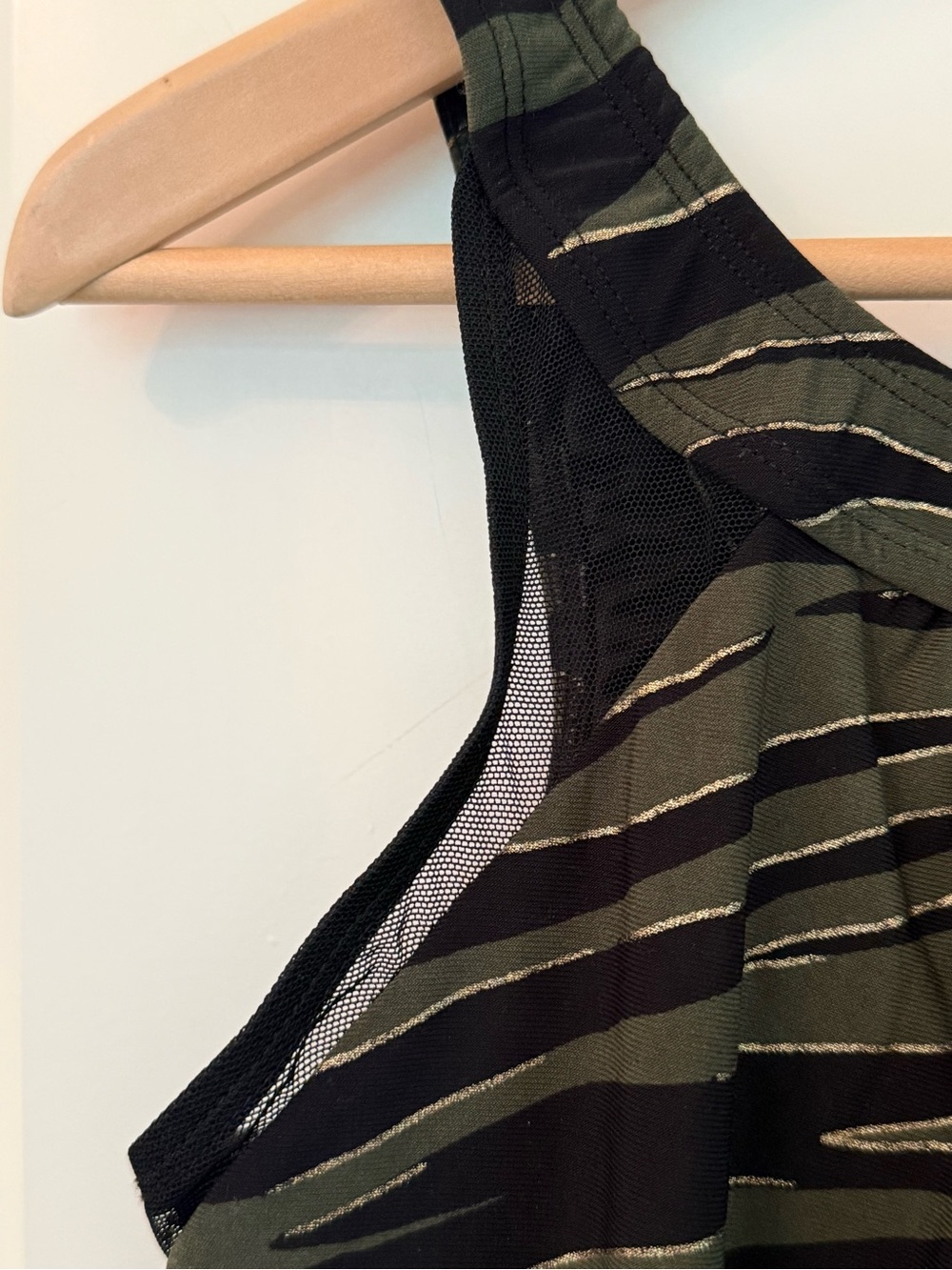 Miraclesuit Seabra Ursula Tankini Top Size 12 Olivetta Green Underwire Swim NWT - Picture 6 of 10
